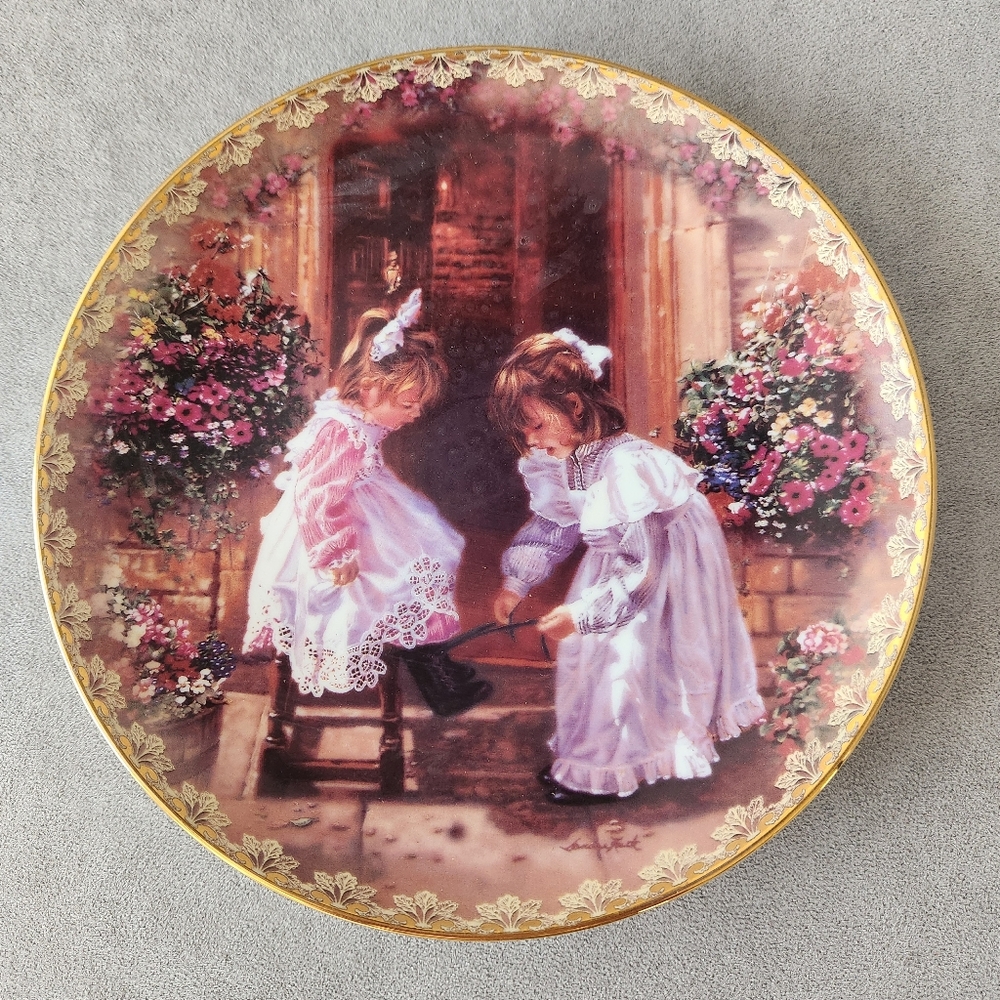 Vintage Sandra Kuck Sister's Love Forever decor plate limited edition art gift